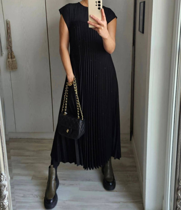 Timeless Comfort Dress