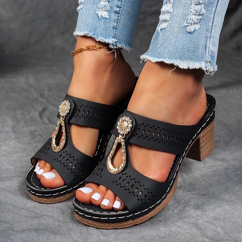 MALI | Chic and Comfortable Supportive Sandals